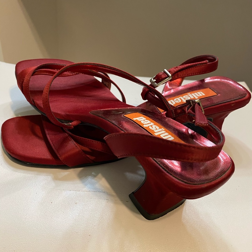 90’s red chunky heel sandals
